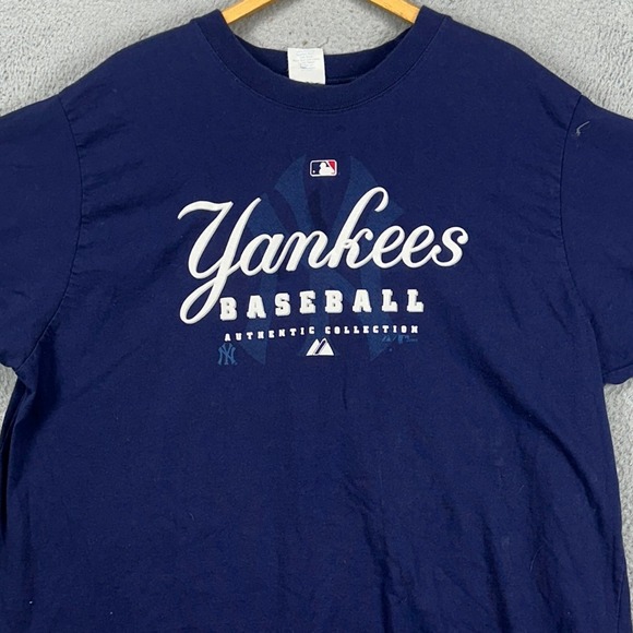 VINTAGE New York Yankees Mens Baseball T-Shirt 4X Blue Made In USA Tee Majestic